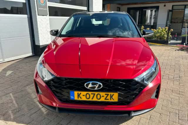Hyundai i20 (2021) thumbnail 2