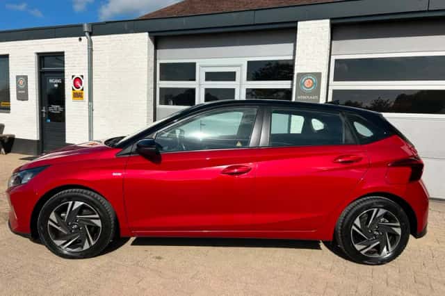 Hyundai i20 (2021) thumbnail 3