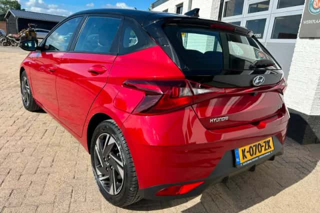 Hyundai i20 (2021) thumbnail 5