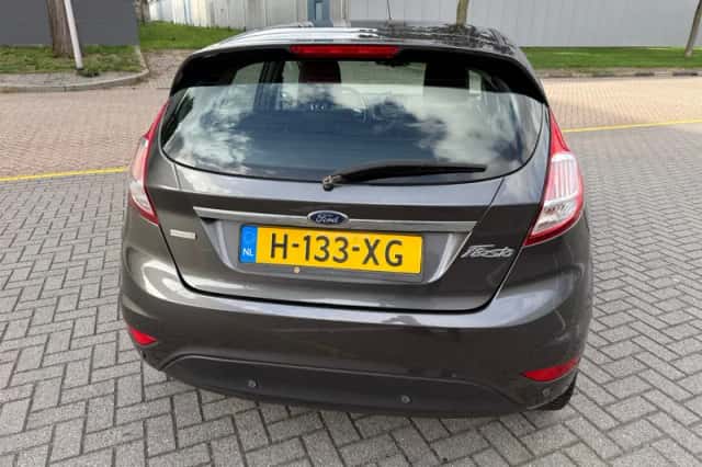 Ford Fiesta (2017) thumbnail 6