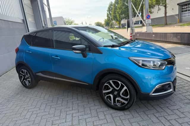 Renault Captur (2016) thumbnail 4