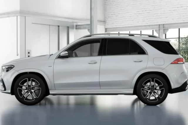 Mercedes-Benz GLE (2025) thumbnail 3