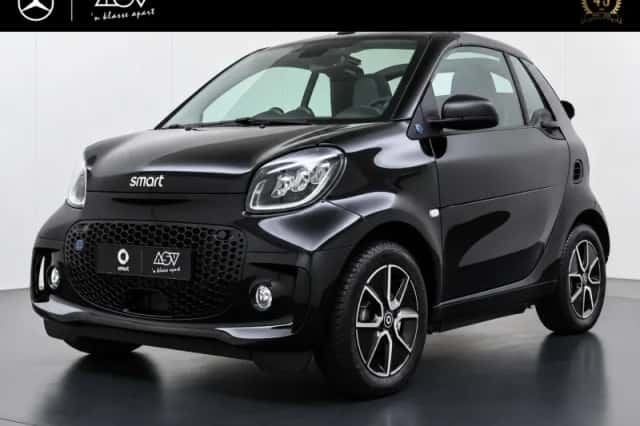 Smart ForTwo (2024) thumbnail 1