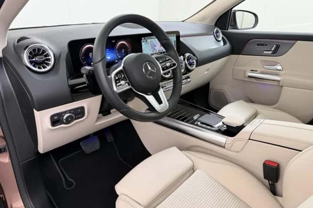 Mercedes-Benz GLA-Klasse (2023) thumbnail 2