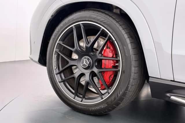 Mercedes-Benz GLE (2025) thumbnail 6