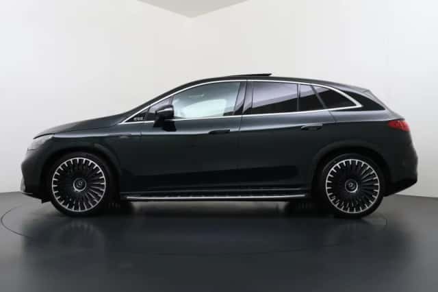 Mercedes-Benz EQE (2026) thumbnail 3