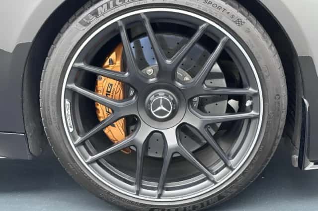 Mercedes-Benz AMG GT (2018) thumbnail 6