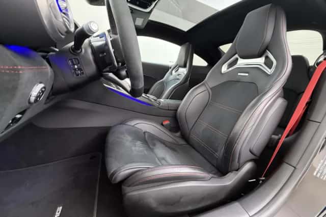 Mercedes-Benz GT-Klasse (2024) thumbnail 4