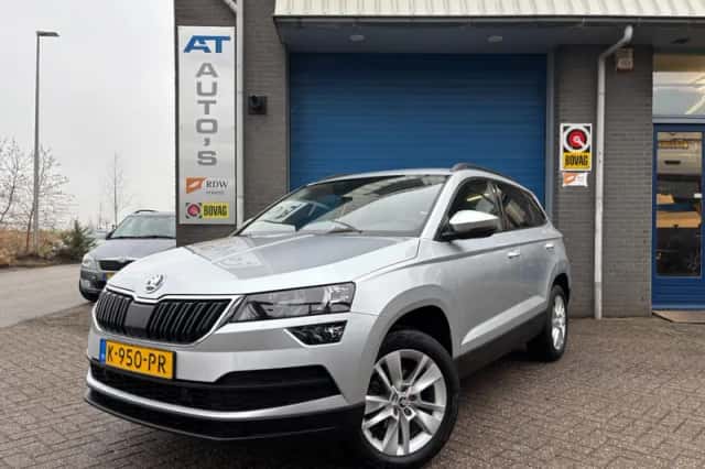 Škoda Karoq (2021) thumbnail 1