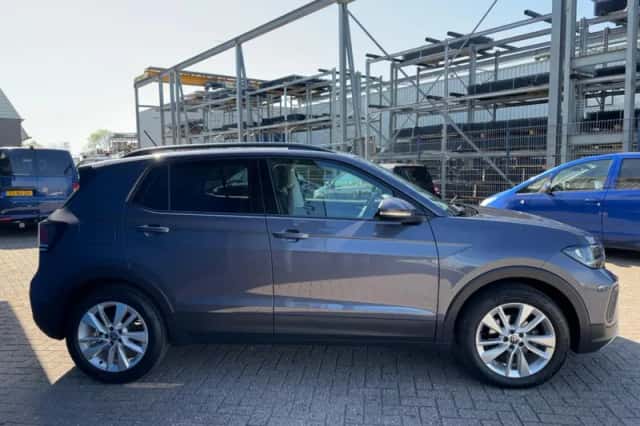 Volkswagen T-Cross (2024) thumbnail 6