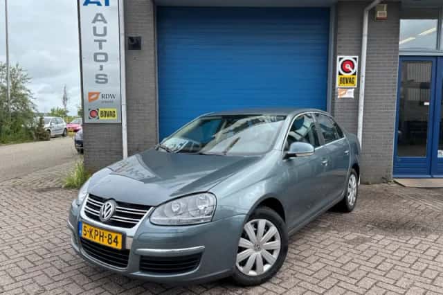 Volkswagen Jetta (2007) thumbnail 1