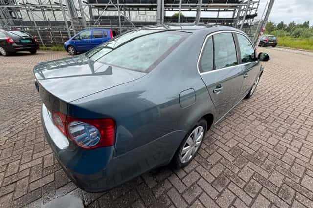 Volkswagen Jetta (2007) thumbnail 5