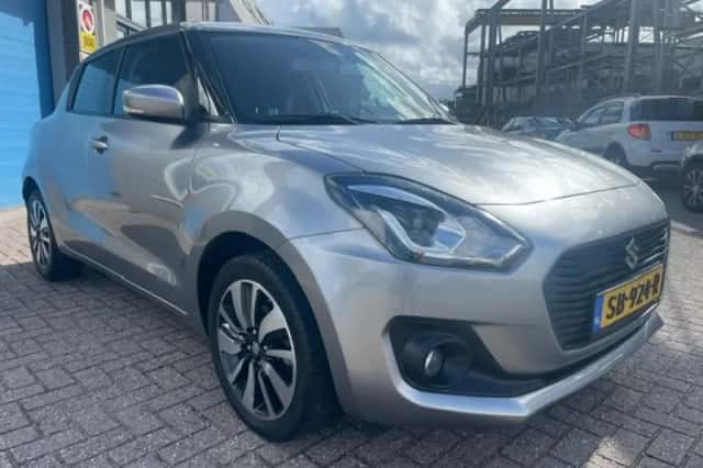 Suzuki Swift (2018) thumbnail 6