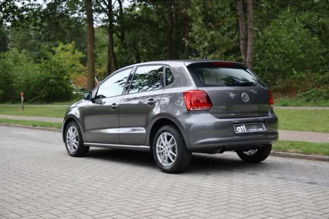 Volkswagen Polo (2014) thumbnail 3