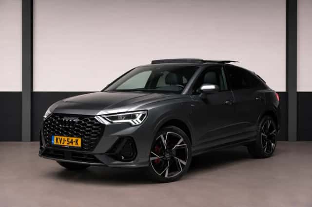 Audi Q3 (2021) thumbnail 1