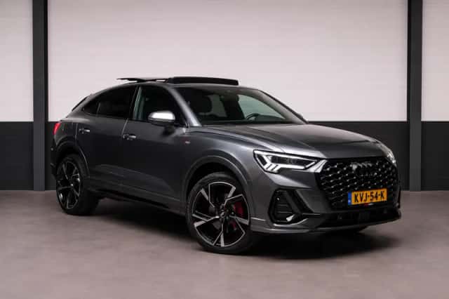 Audi Q3 (2021) thumbnail 3