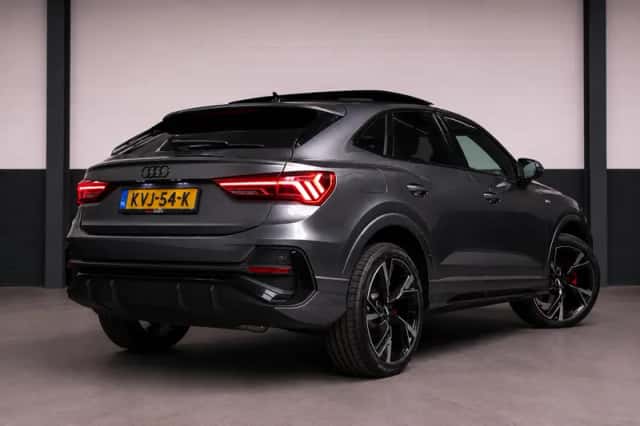 Audi Q3 (2021) thumbnail 6