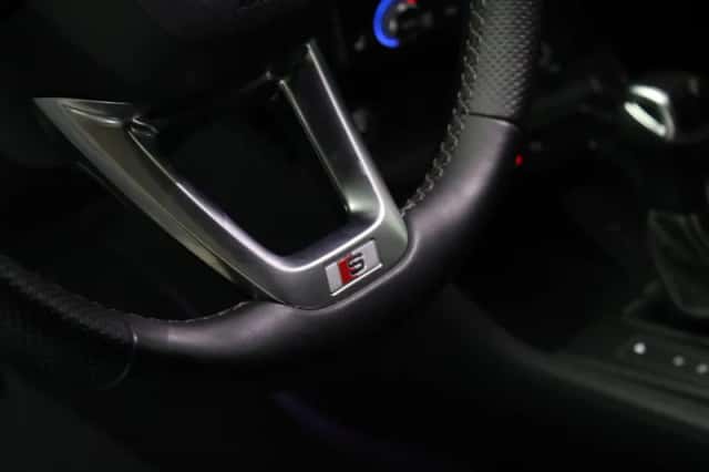 Audi Q3 (2023) thumbnail 4