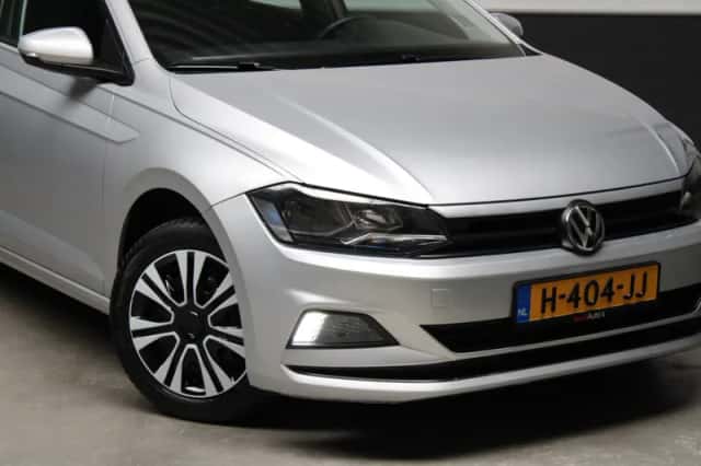 Volkswagen Polo (2019) thumbnail 4
