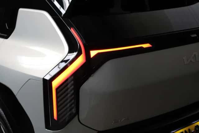 Kia EV3 (2025) thumbnail 6