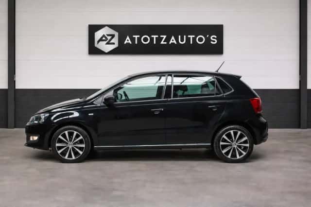 Volkswagen Polo (2012) thumbnail 3