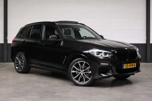 BMW X3 (2019) thumbnail 3