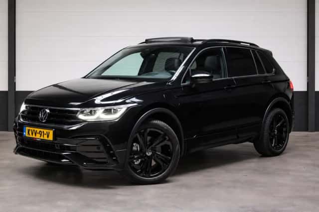 Volkswagen Tiguan (2022) thumbnail 1
