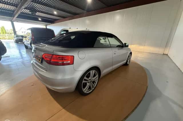 Audi A3 (2009) thumbnail 4