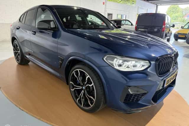 BMW X4 (2021) thumbnail 6