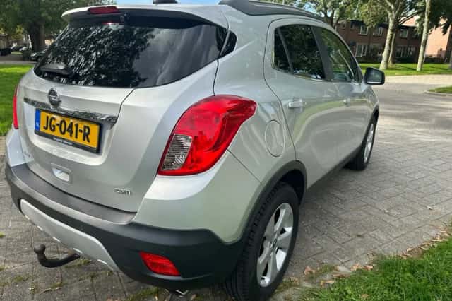 Opel Mokka (2016) thumbnail 5