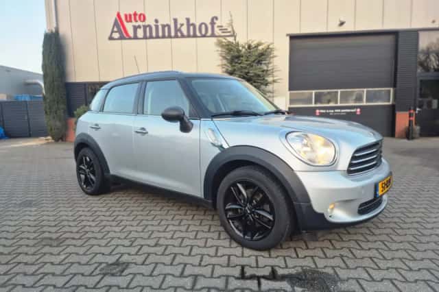MINI Countryman (2011) thumbnail 5