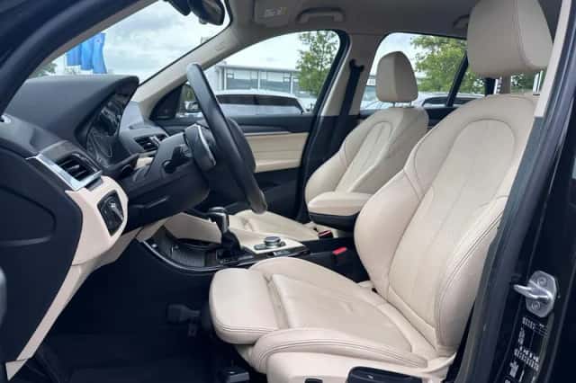 BMW X1 (2017) thumbnail 5