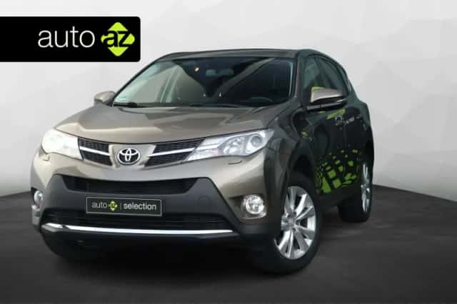 Toyota RAV4 (2015) thumbnail 1