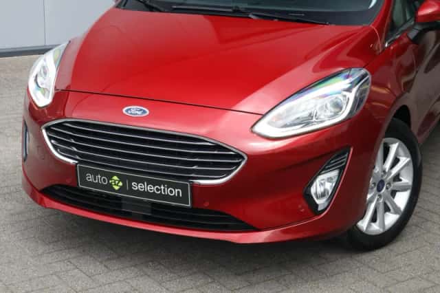 Ford Fiesta (2019) thumbnail 3