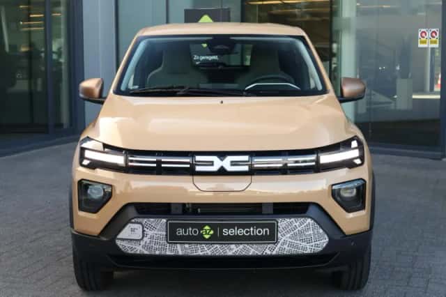 Dacia Spring (2025) thumbnail 5
