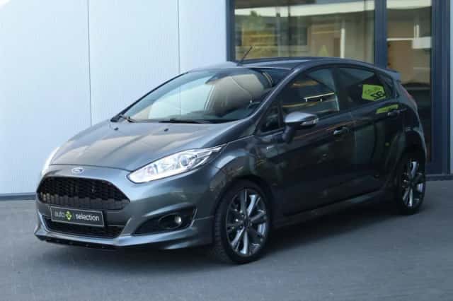 Ford Fiesta (2016) thumbnail 6