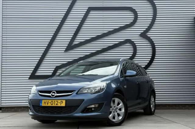 Opel Astra (2015) thumbnail 1
