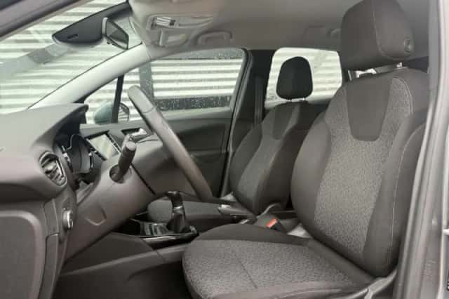 Opel Crossland (2018) thumbnail 4