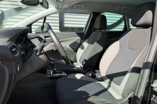 Opel Crossland (2019) thumbnail 4