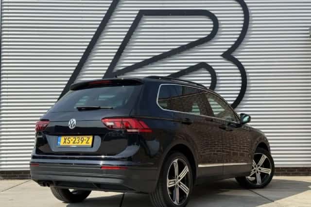 Volkswagen Tiguan (2019) thumbnail 3