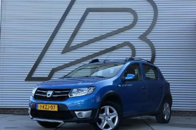Dacia Sandero (2013) thumbnail 1