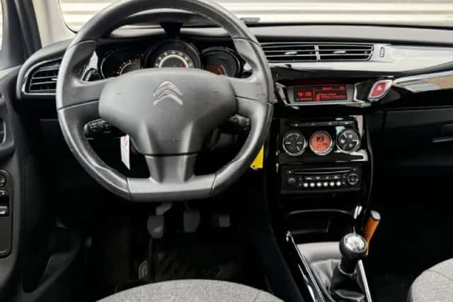 Citroën C3 (2015) thumbnail 2