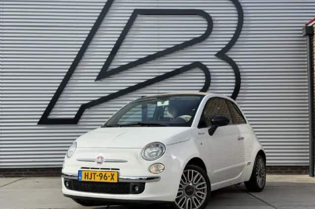 Fiat 500 (2015) thumbnail 1