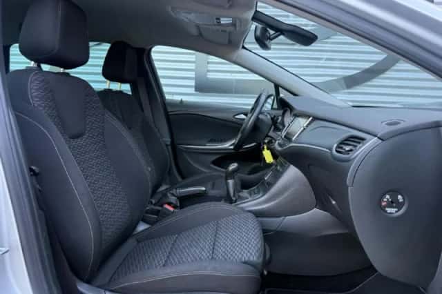 Opel Astra (2019) thumbnail 6