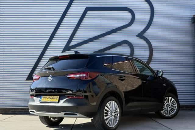 Opel Grandland (2018) thumbnail 3