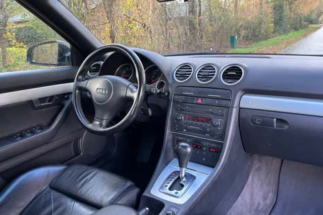 Audi A4 (2005) thumbnail 3