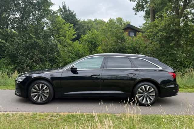 Audi A6 (2019) thumbnail 2
