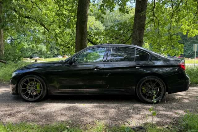 BMW 3-Serie (2016) thumbnail 2
