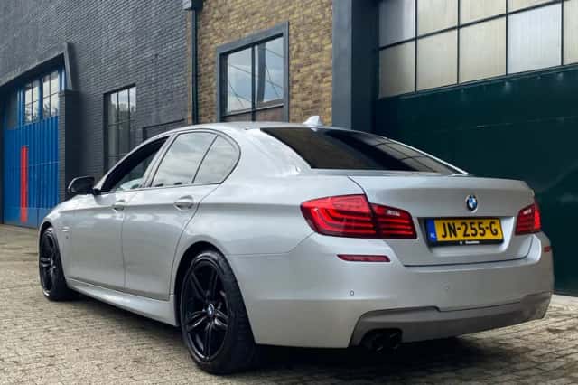 BMW 5-Serie (2016) thumbnail 3