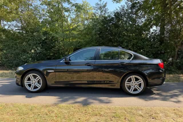 BMW 5-Serie (2011) thumbnail 2